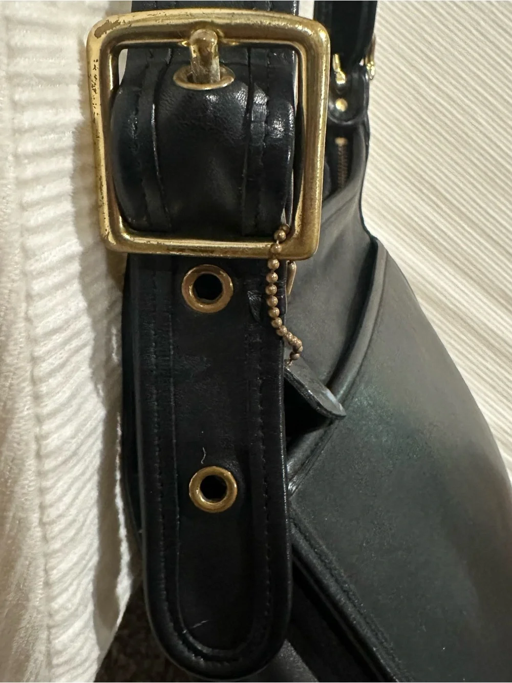 Vintage COACH Black Leather Legacy Zip Crossbody Shoulder Bag 9966 USA Creed